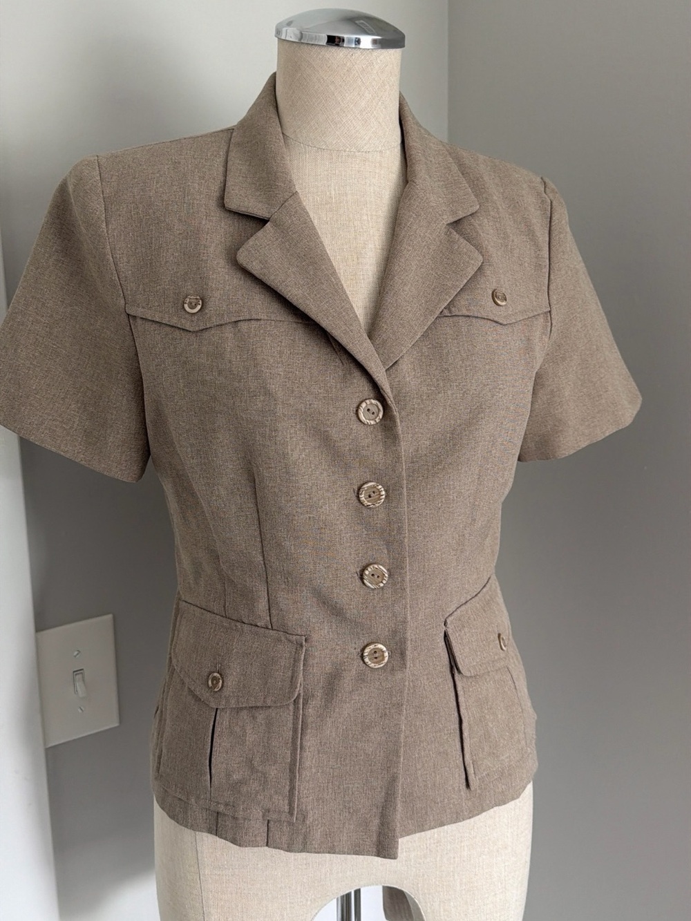 1990s Petite Perceptions Women's Beige Petite 6P  Pockets Lined Blazer